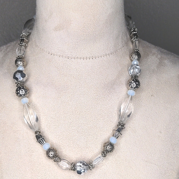 Cookie Lee Jewelry - Y2K Cookie Lee Crystal Beaded Necklace Silver Faceted Glass Deadstock NWT